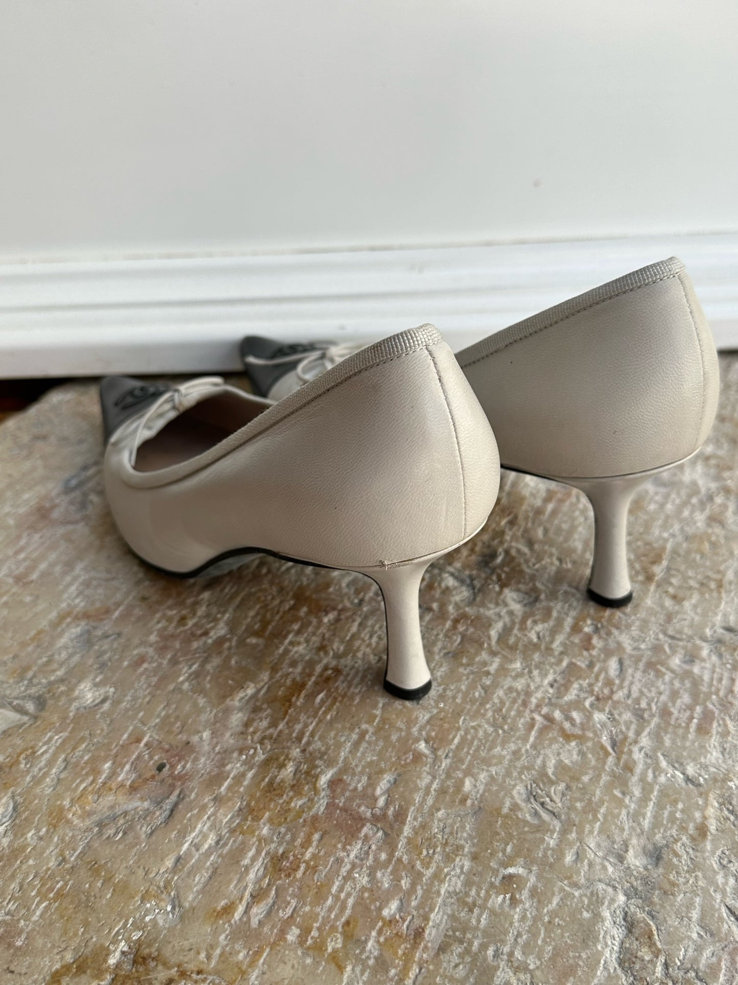 Vintage Chanel CC two-toned heels