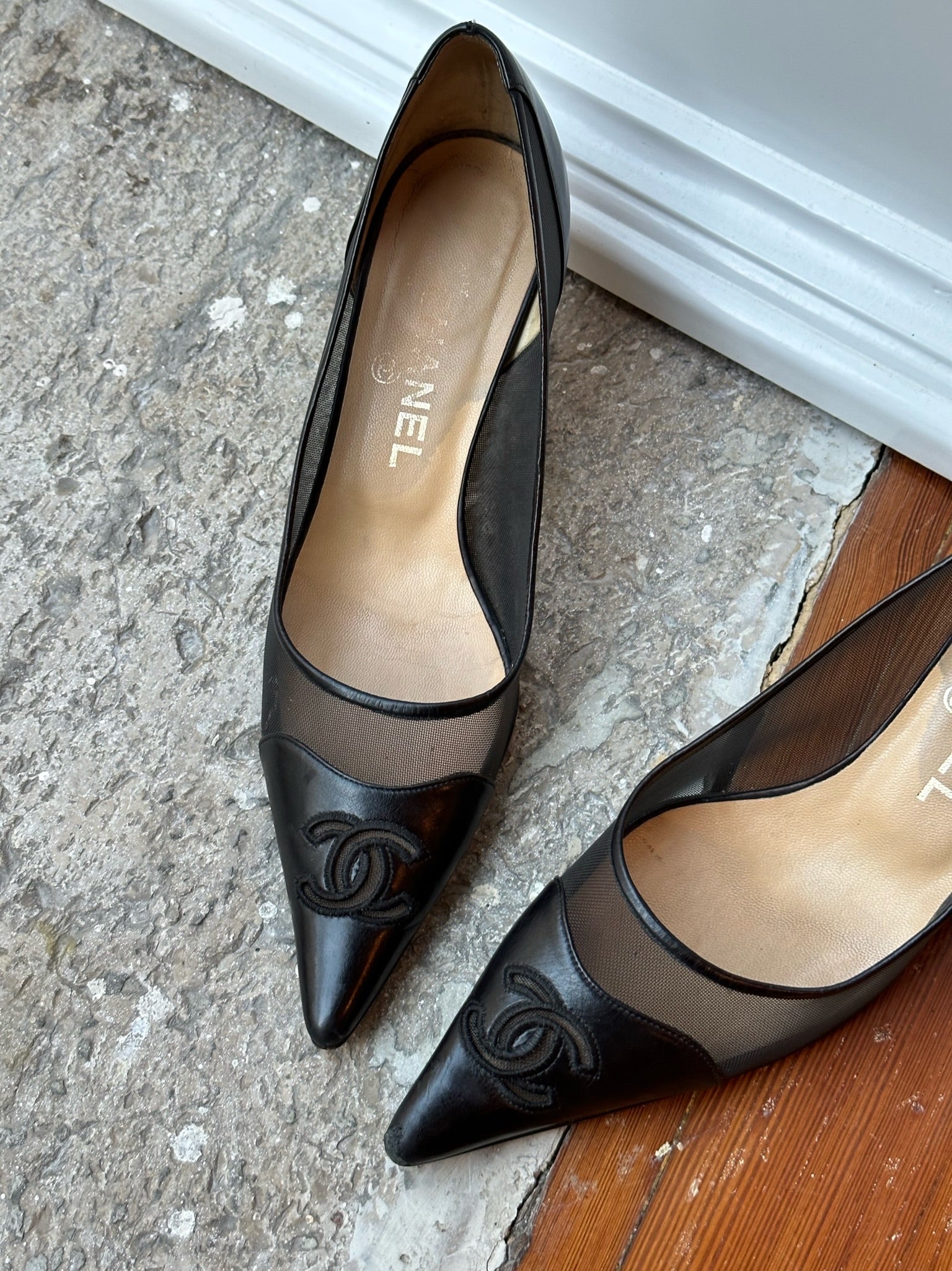 CHANEL Leather Heels and Mesh CC Logo Black Shoes Pump W/Box - Chelsea  Vintage Couture