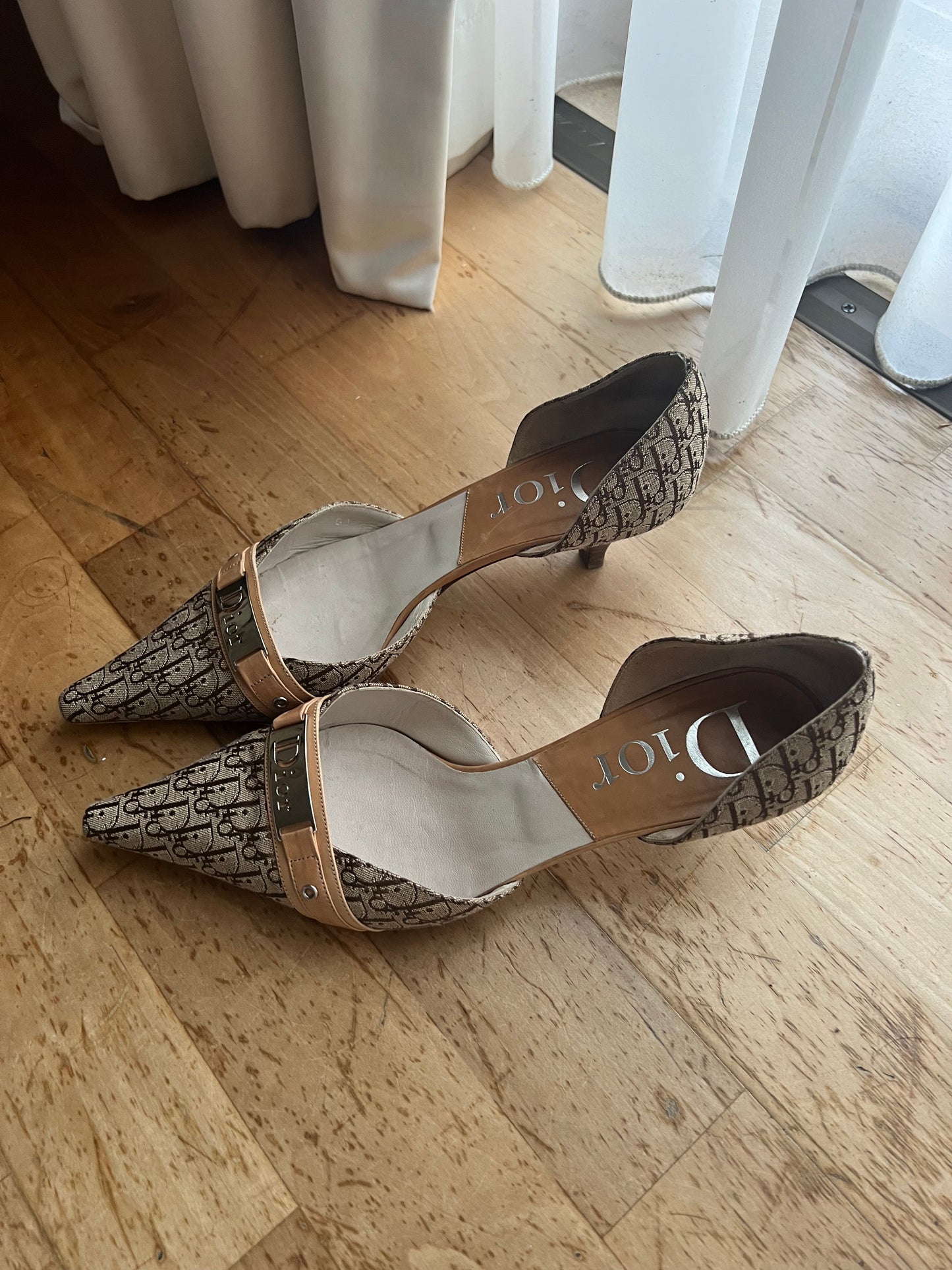 Dior Logo Kitten Heels